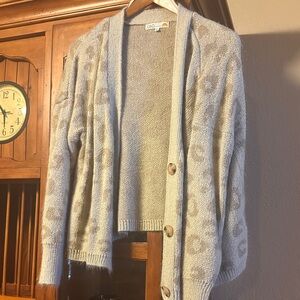 Women's cream Cardigan Sweater